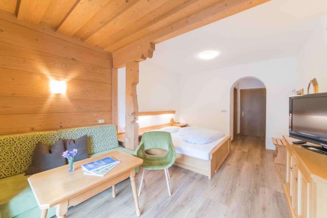 Pension Apartments Pardell Kastelbell-Tschars Zewnętrze zdjęcie